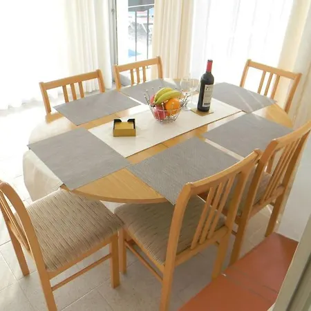 - 2 Bedroom House And Private Pool 2 *